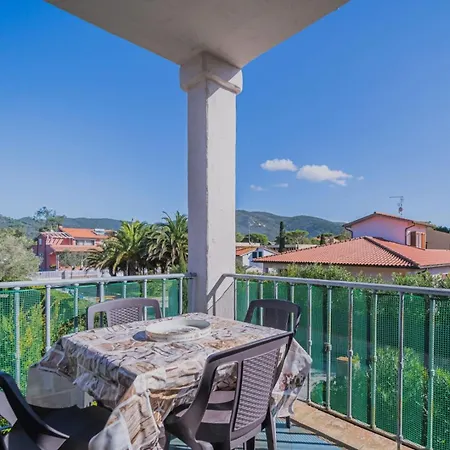 Stella Marina - Goelba Apartamento